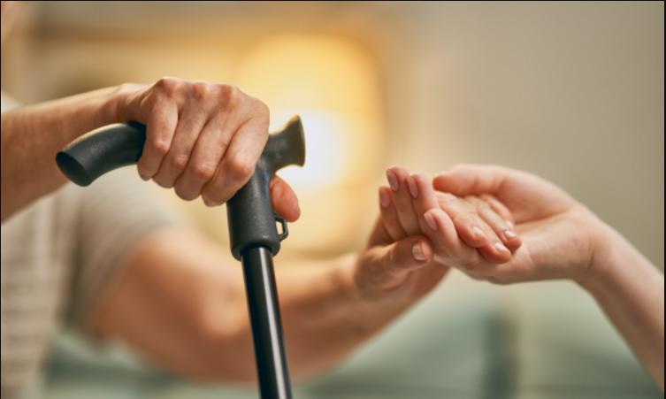 Καθημερινή Φροντίδα Ηλικιωμένων & Βοήθεια στο Σπίτι